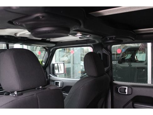 Certified 2021 Jeep Wrangler Unlimited Sport image 32