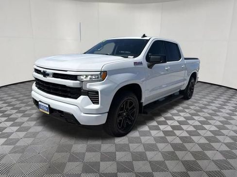 Used 2024 Chevrolet Silverado 1500 RST AWD/4WD image 13