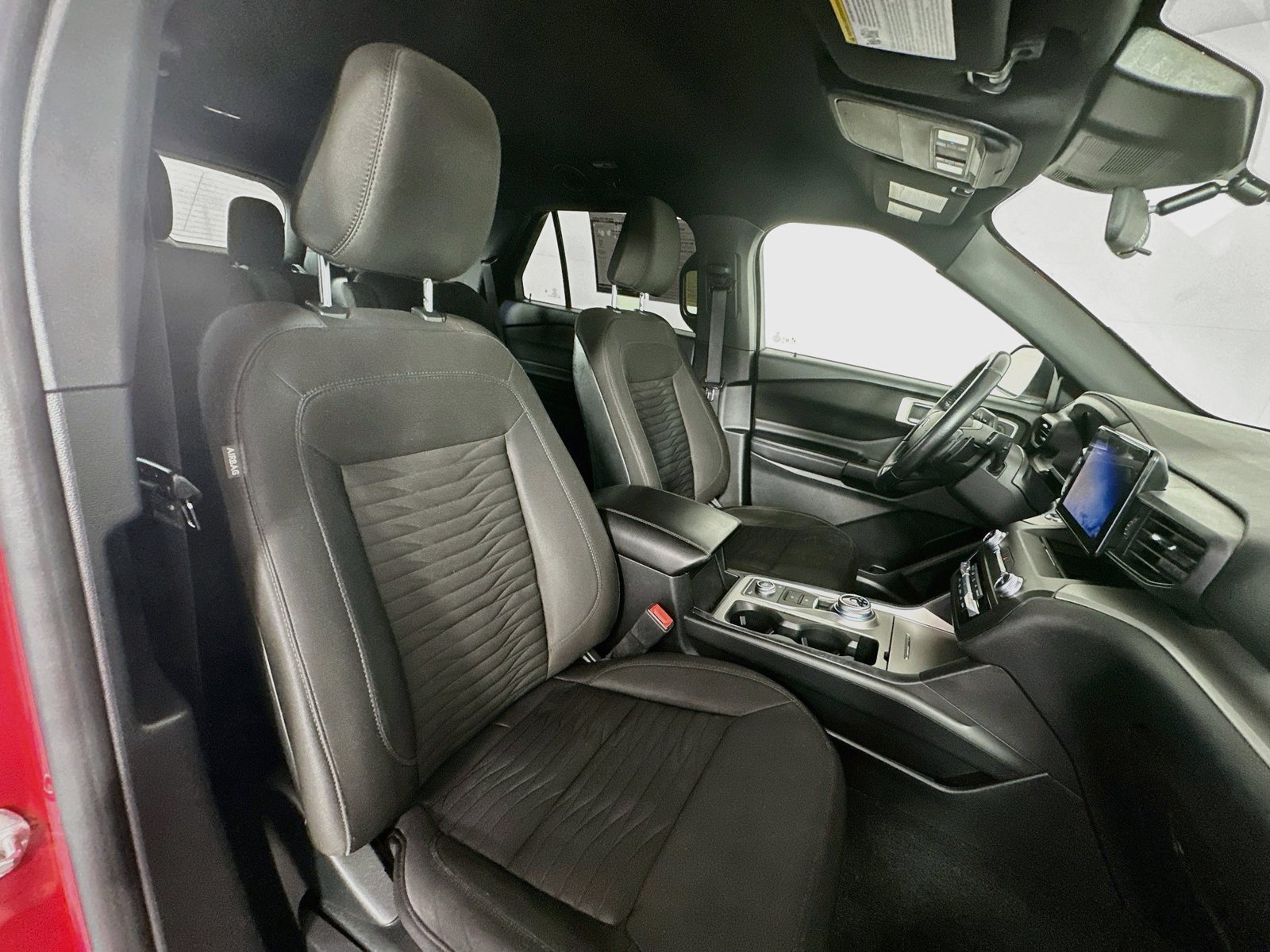Used 2020 Ford Explorer XLT w/ Class III Trailer Tow Package AWD/4WD image 27