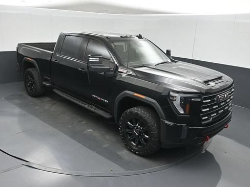 Used 2024 GMC Sierra 2500 AT4 w/ AT4 Premium Plus Package AWD/4WD image 35