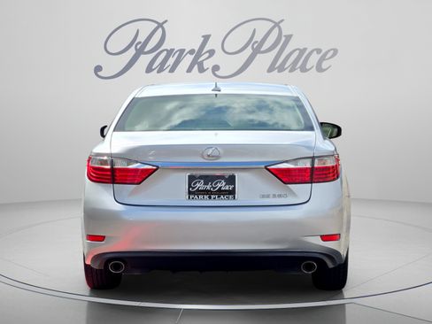 Used 2014 Lexus ES 350 FWD image 4