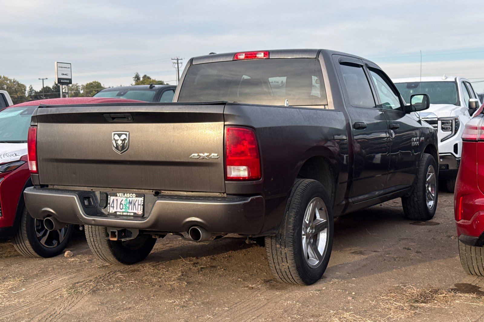Used 2017 RAM 1500 Express AWD/4WD image 4