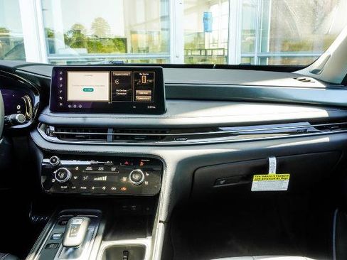 Certified 2026 INFINITI QX60 Luxe w/ Cargo Package FWD image 18