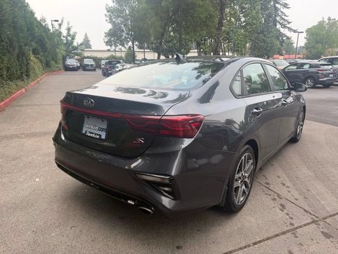 Used 2019 Kia Forte S w/ S Premium Package FWD image 4