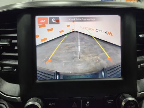 Used 2023 RAM 2500 Big Horn w/ Level 1 Equipment Group image 2