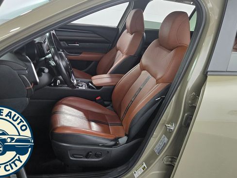 Used 2023 MAZDA CX-50 Meridian Edition w/ Apex Package image 23