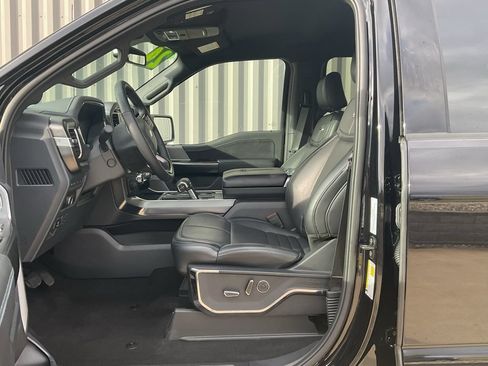 Used 2024 Ford F150 Platinum AWD/4WD image 10
