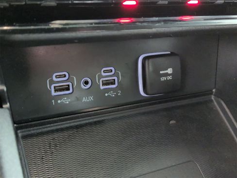 Certified 2024 Jeep Grand Cherokee L Altitude image 32