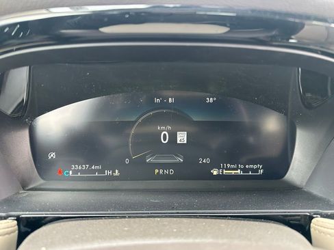 Used 2021 Lincoln Corsair Reserve image 25