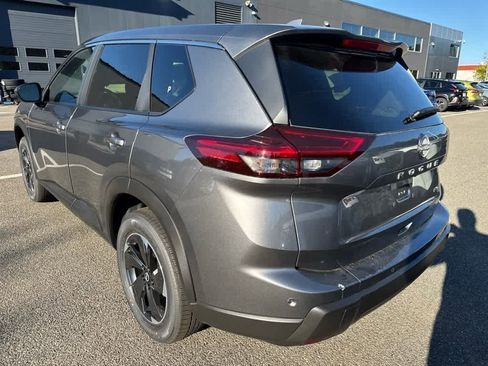 New 2026 Nissan Rogue SV image 4