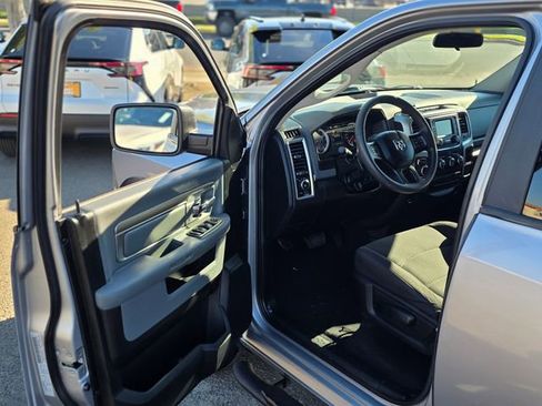 Used 2020 RAM 1500 Classic Warlock image 37