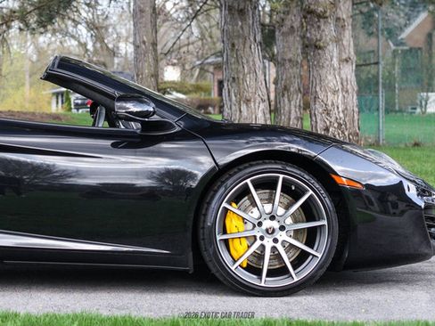 Used 2013 McLaren MP4-12C Spider image 11