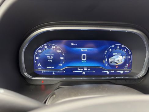 Used 2023 Chevrolet Tahoe LT w/ Luxury Package image 22