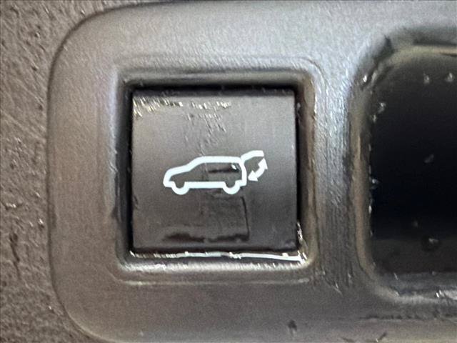 Used 2026 Toyota Highlander Limited AWD/4WD image 20