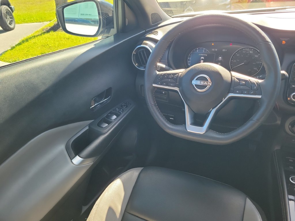 Certified 2023 Nissan Kicks SR w/ SR Premium Package FWD image 15