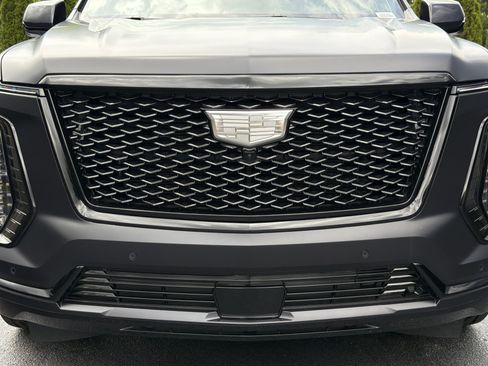 Used 2025 Cadillac Escalade Sport Platinum AWD/4WD image 49