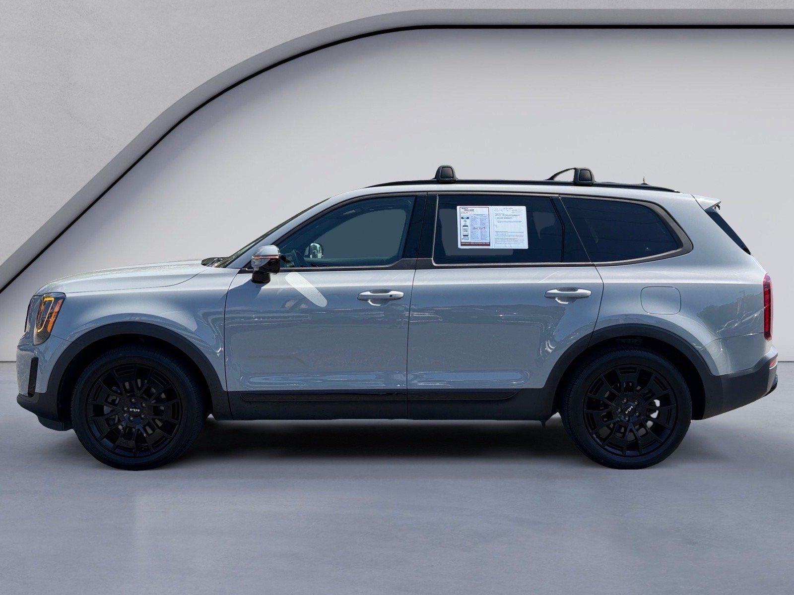 Used 2022 Kia Telluride SX w/ SX Prestige Package AWD/4WD image 2