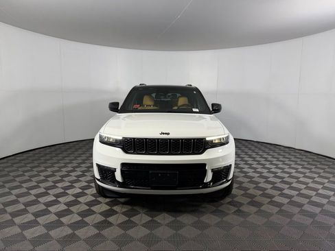 Used 2023 Jeep Grand Cherokee L Summit image 11