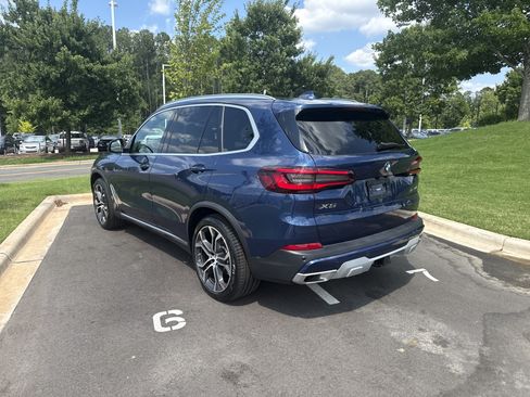 Used 2023 BMW X5 xDrive40i w/ Premium Package AWD/4WD image 8