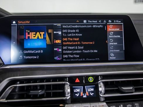 Used 2023 BMW X5 xDrive40i w/ Premium Package image 30