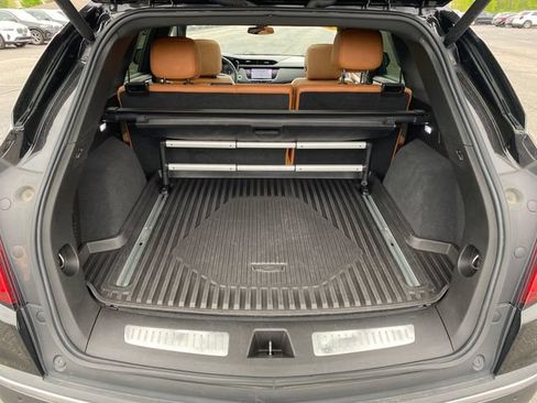 Used 2020 Cadillac XT5 Premium Luxury w/ LPO, Floor Liner Package AWD/4WD image 23