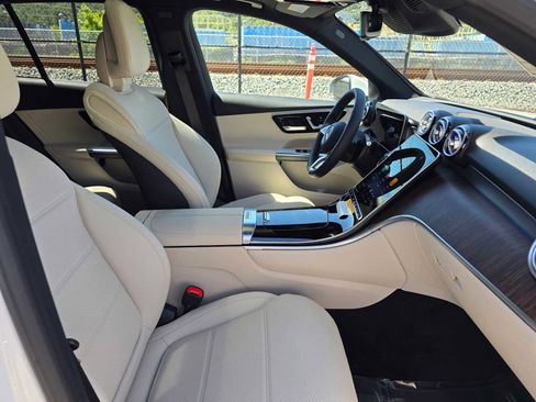New 2026 Mercedes-Benz GLC 300 4MATIC image 11
