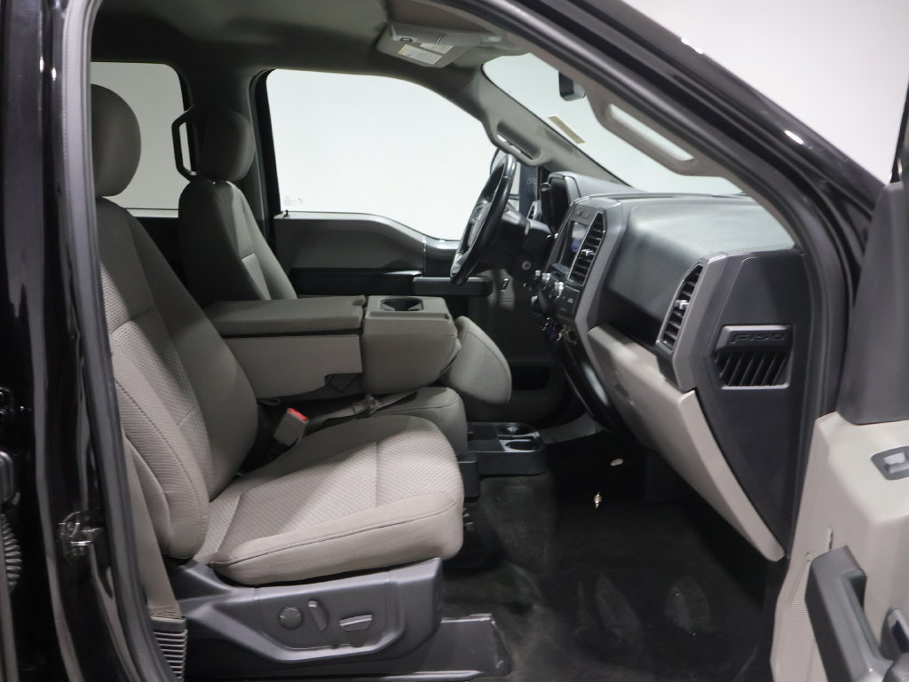 Used 2019 Ford F150 XLT w/ Equipment Group 302A Luxury AWD/4WD image 22