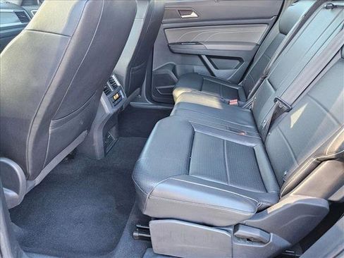 Used 2021 Volkswagen Atlas SE FWD image 17