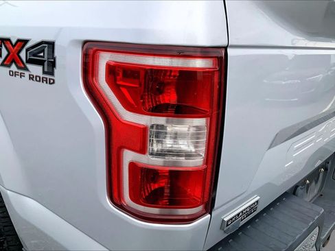 Used 2018 Ford F150 XLT w/ Equipment Group 302A Luxury AWD/4WD image 26