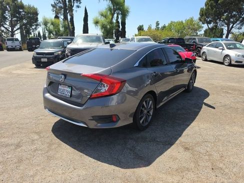 Used 2019 Honda Civic EX image 3