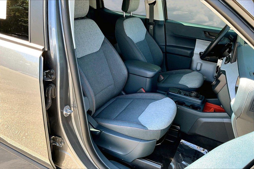 Certified 2024 Ford Maverick XLT FWD image 32