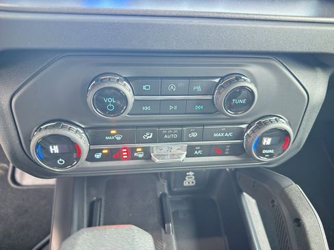 New 2026 Ford Bronco Badlands image 21