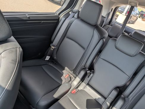 Used 2026 Honda Odyssey EX-L image 12