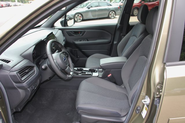 Used 2026 Subaru Forester Premium AWD/4WD image 17