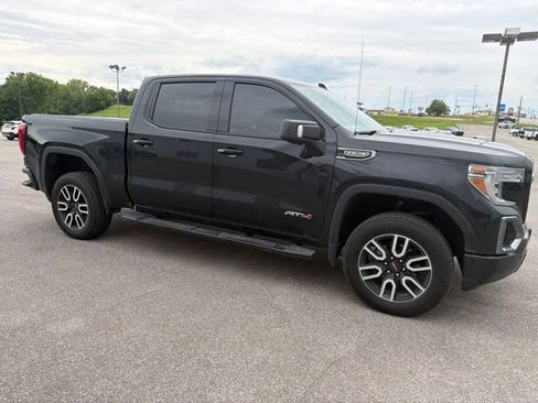 Used 2020 GMC Sierra 1500 AT4 w/ AT4 Premium Package AWD/4WD image 14