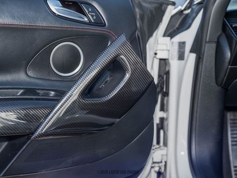 Used 2015 Audi R8 V8 w/ Full Leather Package image 34