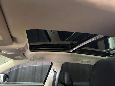 Used 2018 Volkswagen Atlas SEL image 15