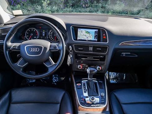 Used 2015 Audi Q5 2.0T Premium image 10