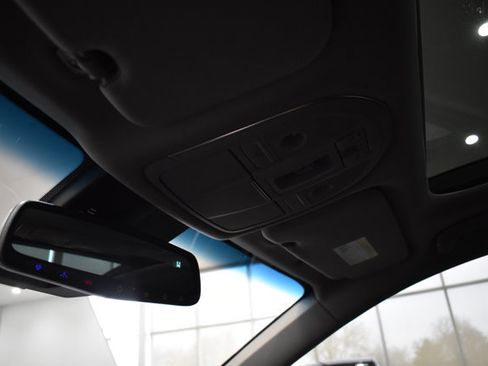 Used 2016 Hyundai Genesis 3.8 w/ Option Group 04 image 35