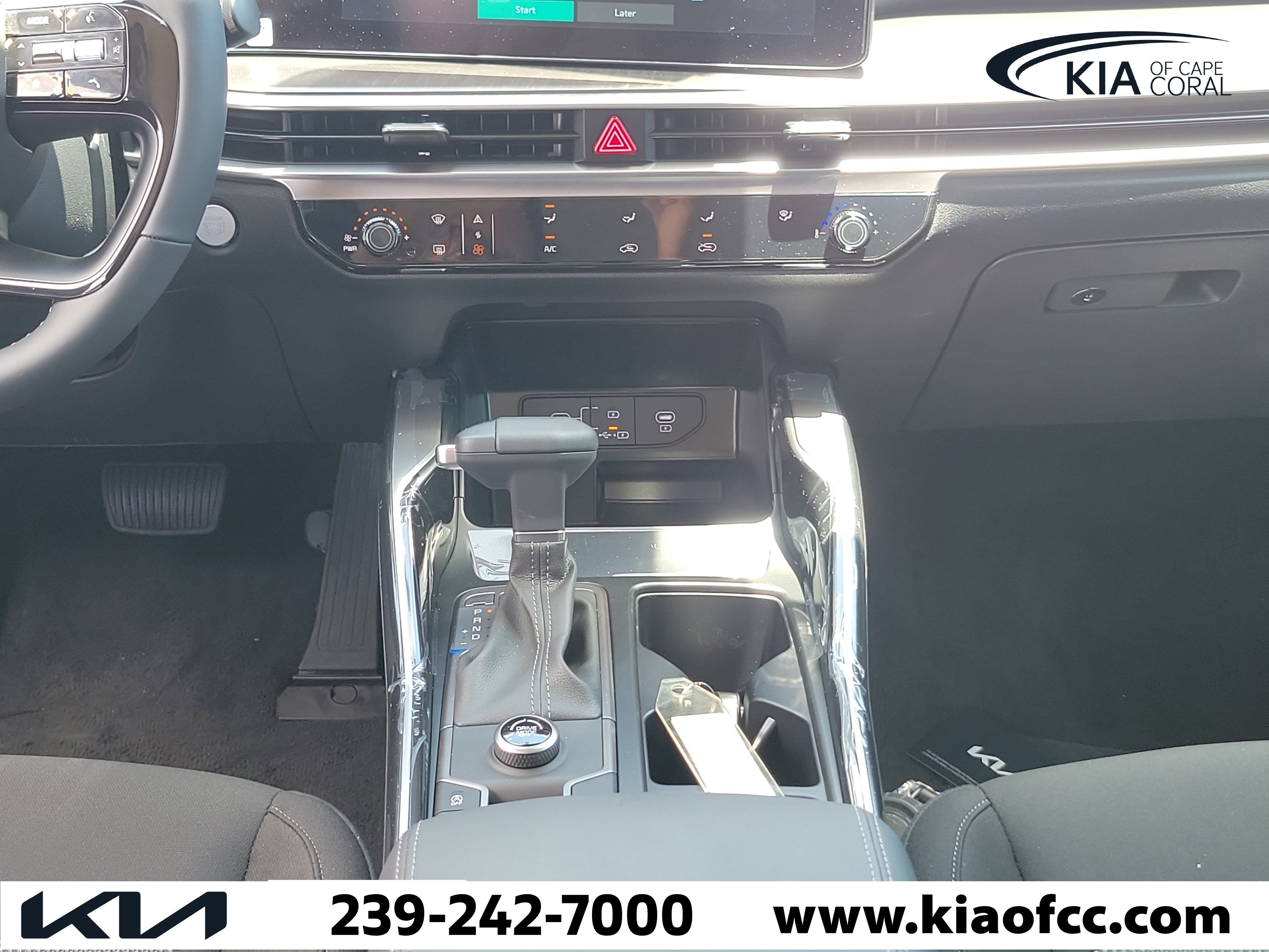 New 2026 Kia Sorento LX FWD image 18