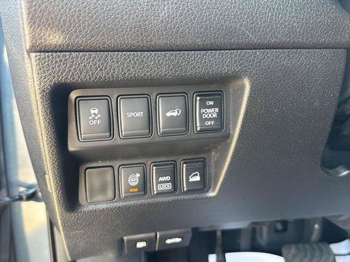 Used 2014 Nissan Rogue SL w/ SL Premium Package AWD/4WD image 16