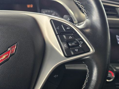Used 2017 Chevrolet Corvette Stingray Coupe w/ Carbon Flash Badge Package RWD image 25