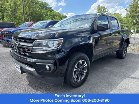 Used 2022 Chevrolet Colorado Z71 AWD/4WD image 1
