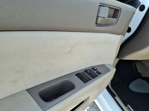 Used 2012 Nissan Sentra 2.0 FWD image 12