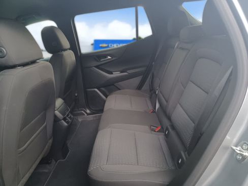 Used 2025 Chevrolet Equinox LT AWD/4WD image 14