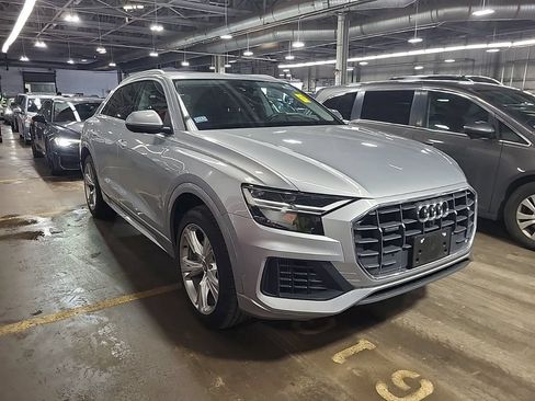 Used 2019 Audi Q8 Premium Plus AWD/4WD image 3