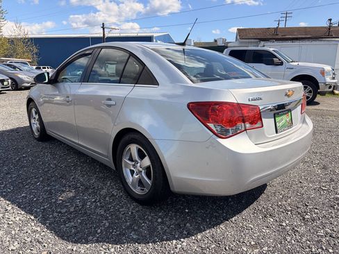 Used 2014 Chevrolet Cruze LT image 5