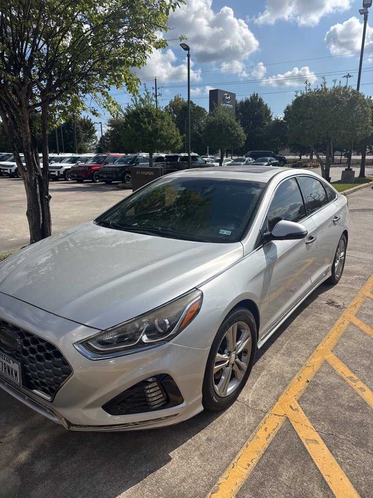 Used 2018 Hyundai Sonata Sport FWD image 1