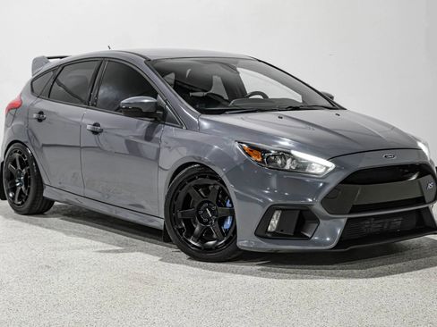 Used 2016 Ford Focus RS AWD/4WD image 4