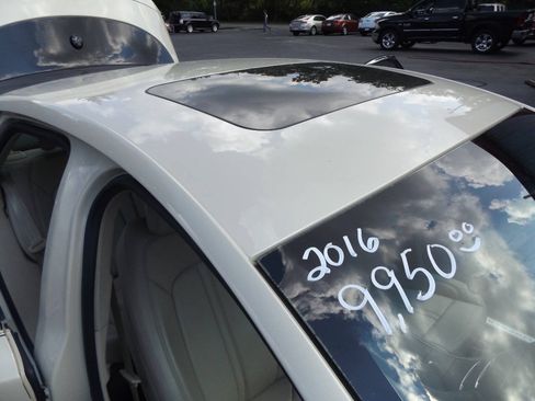 Used 2016 Lincoln MKZ AWD image 23